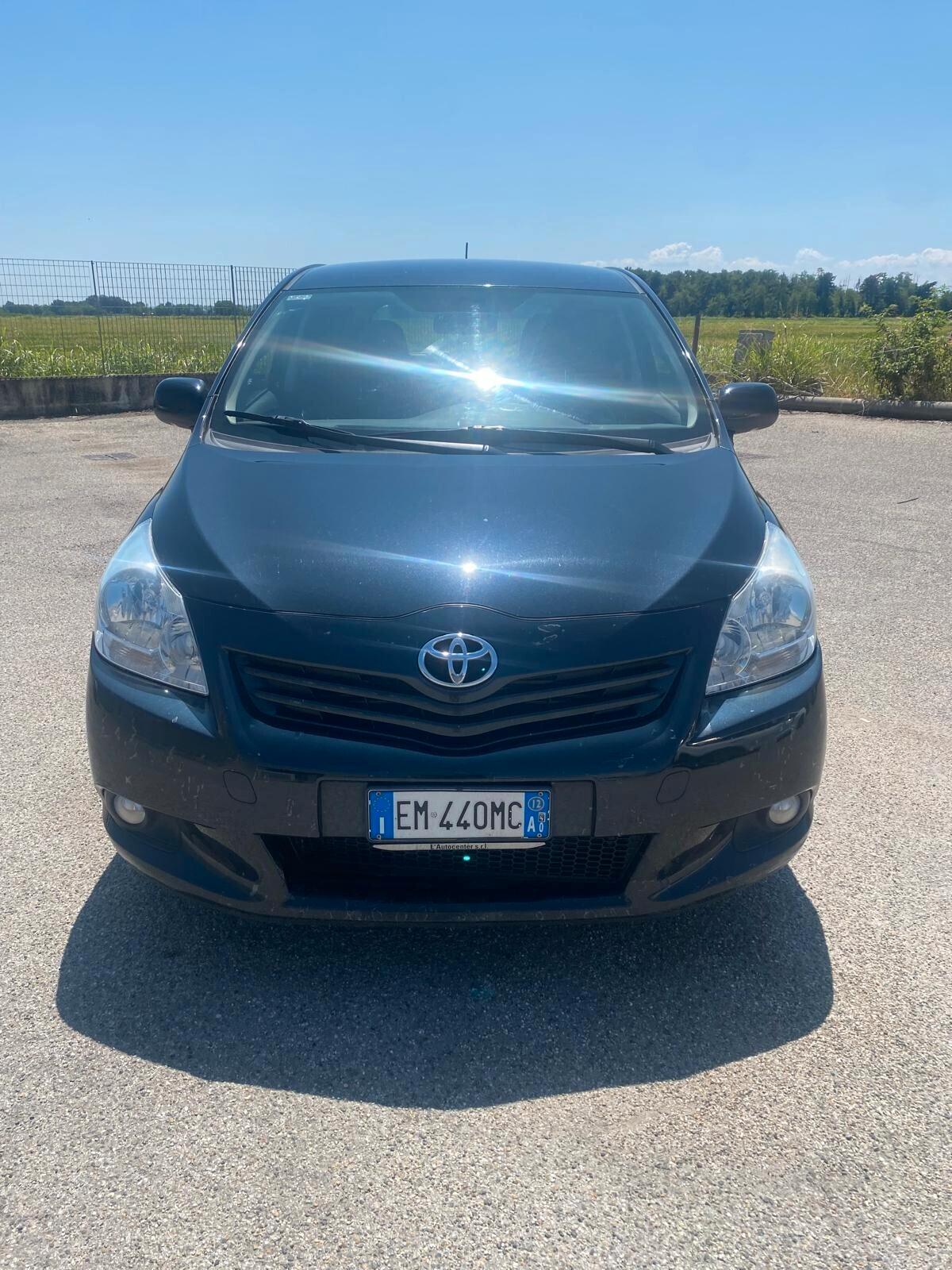 Toyota Verso 2.0 D-4-D LUXURY PACK 7 posti