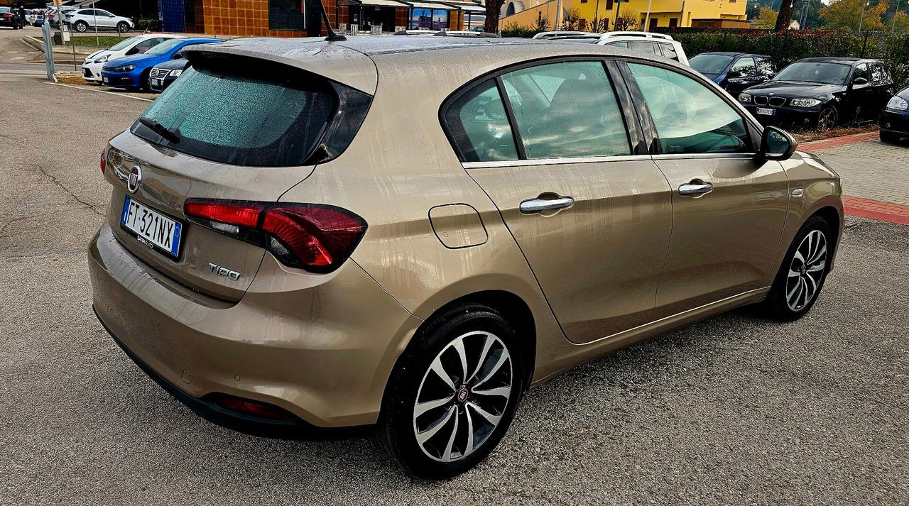 Fiat Tipo 1.3 diesel lounge