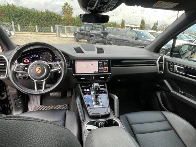 PORSCHE Cayenne 3.0 V6