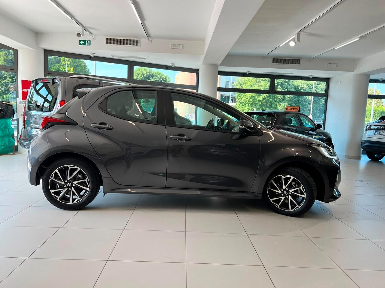Toyota Yaris 1.5 Hybrid 5 porte Trend