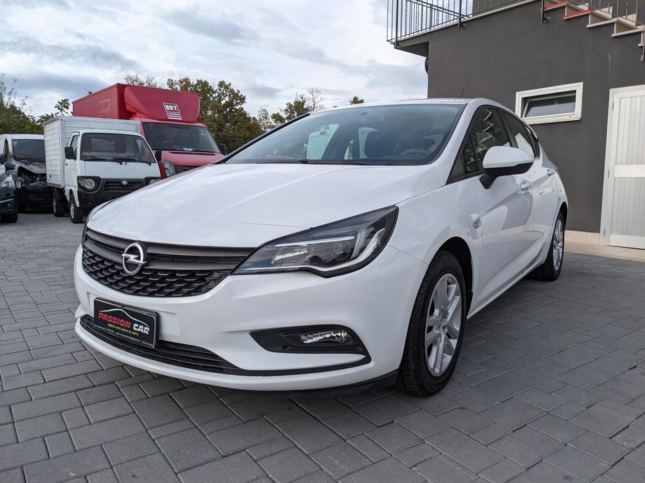 Opel Astra - 1.6 cdti - 95cv - 5p. - Business