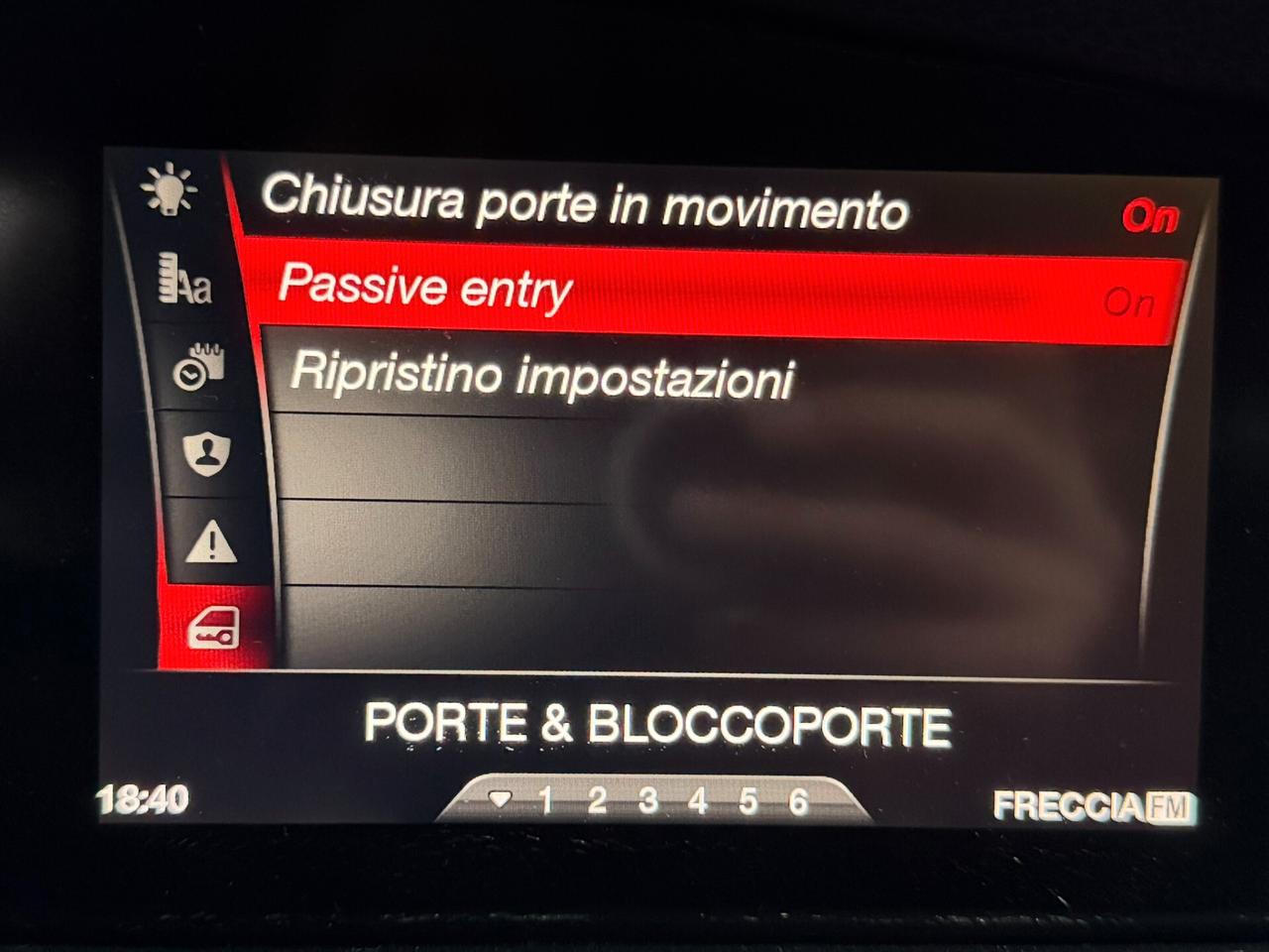 Alfa Romeo Giulia 2.2 TD 150 CV BUSINESS NAVI DISTRIBUZIONE ESEGUITA