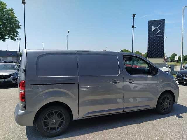 Opel Vivaro 1.5 Diesel 120cv M 3 Posti KM ZERO