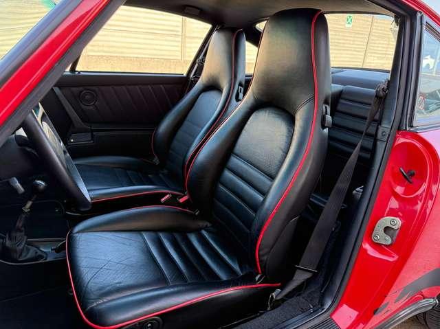 Porsche 911 CARRERA 3.2 COUPE' (CAMBIO G50)