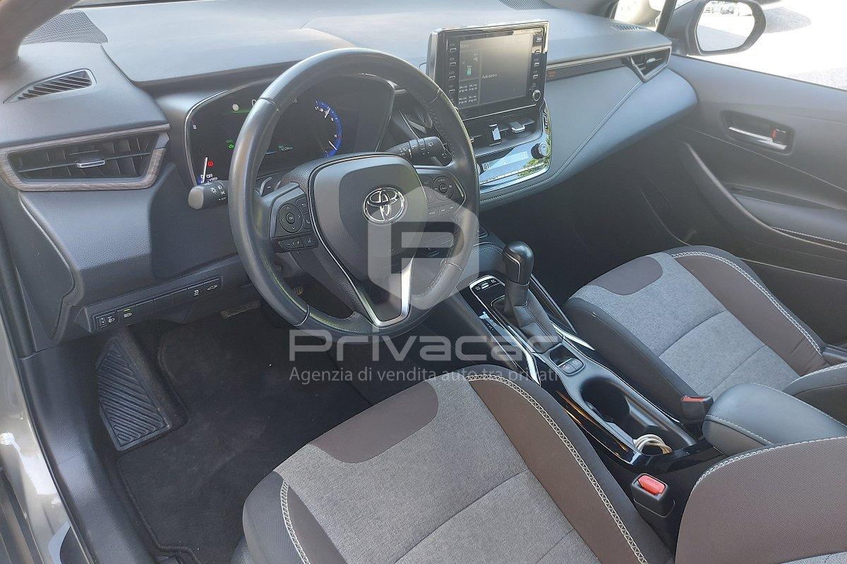 TOYOTA Corolla Touring Sports 2.0 Hybrid TREK