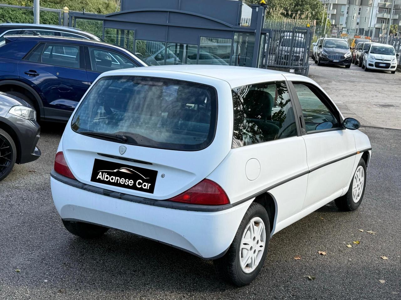 Lancia Y 1.2i 16V cat LS