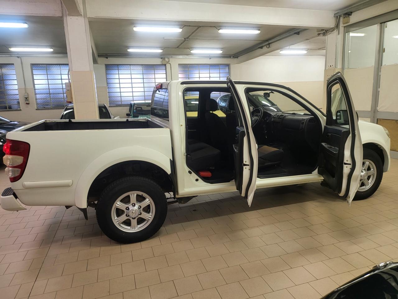 Great Wall Motor Steed 2.4 GPL EcoLine AUTOCARRO N1 - 5 Posti