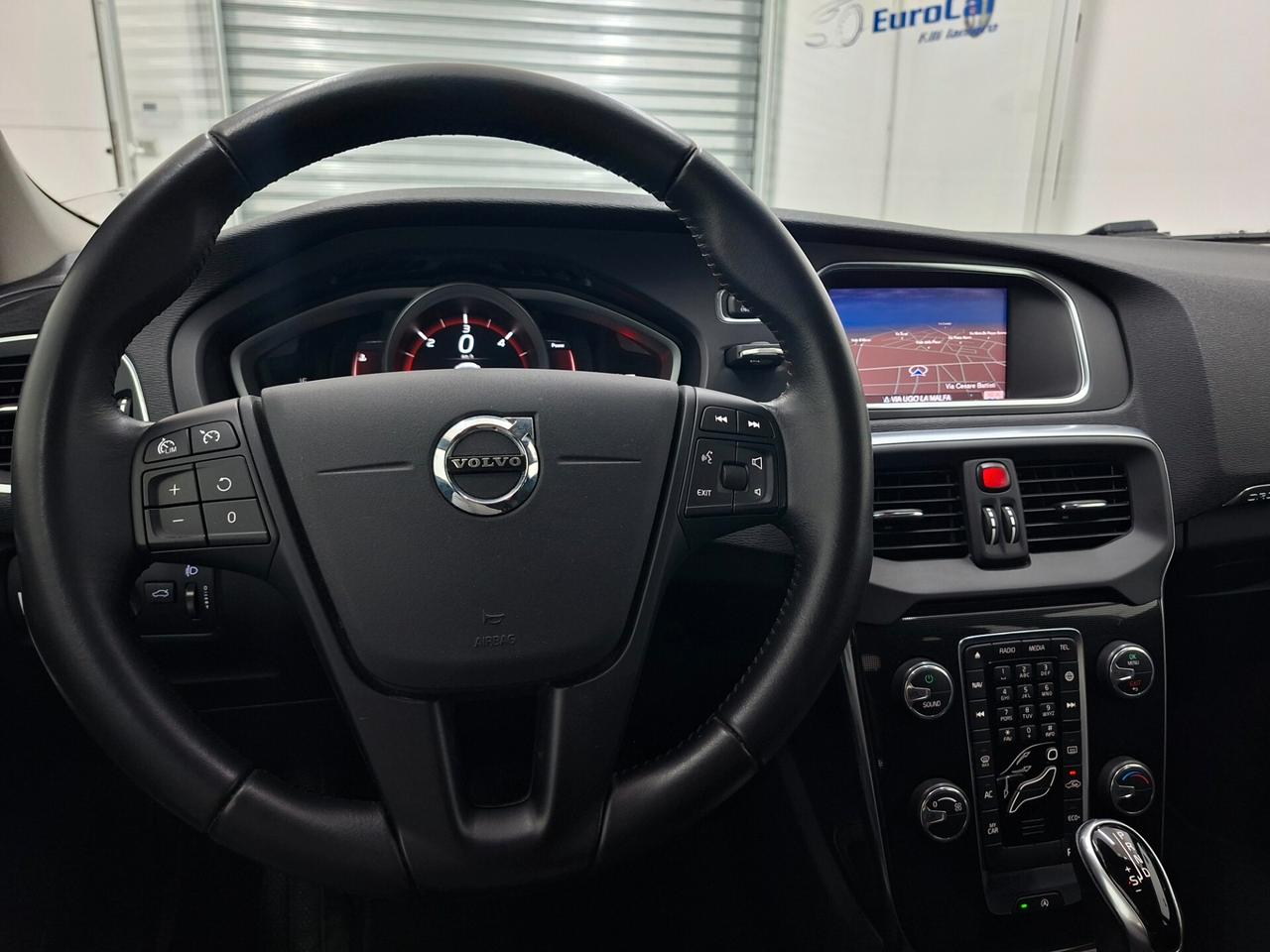 Volvo V40 Cross Country D2 Geartronic 120cv Business Plus
