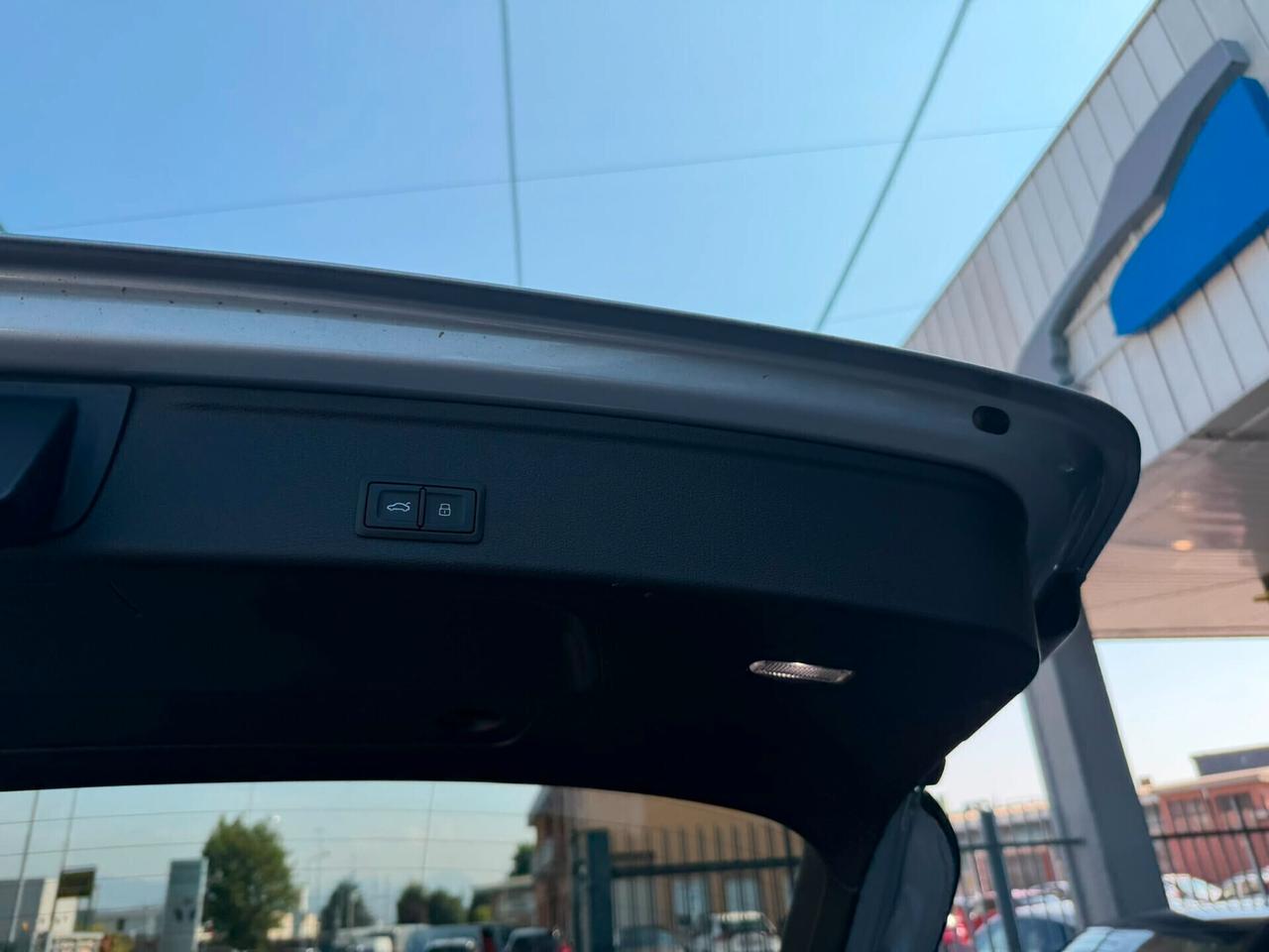 Audi A4 Avant 40 2.0 tdi mhev 204 CV/ KM CERTIFICATI