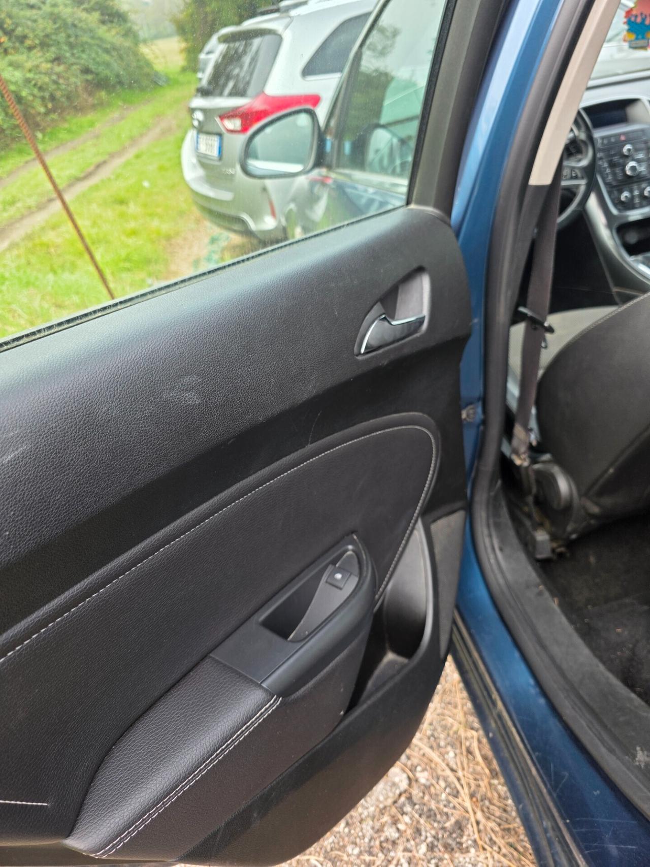 Opel Astra 1.7 CDTI 110CV 5 porte Cosmo