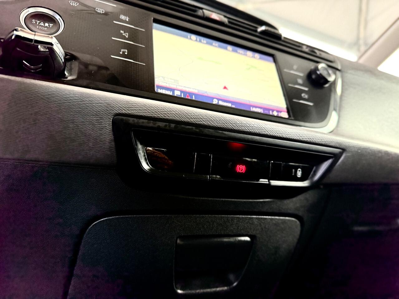Citroen Grand C4 1.6(120CV) 7 POSTI