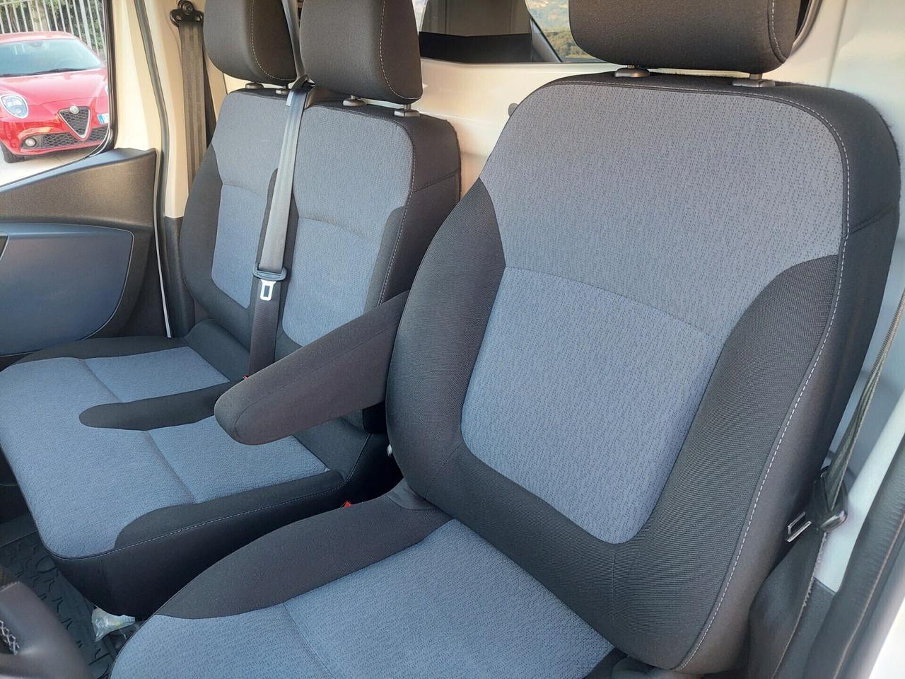 Opel Vivaro 1.6cdti 120cv 3posti 2019