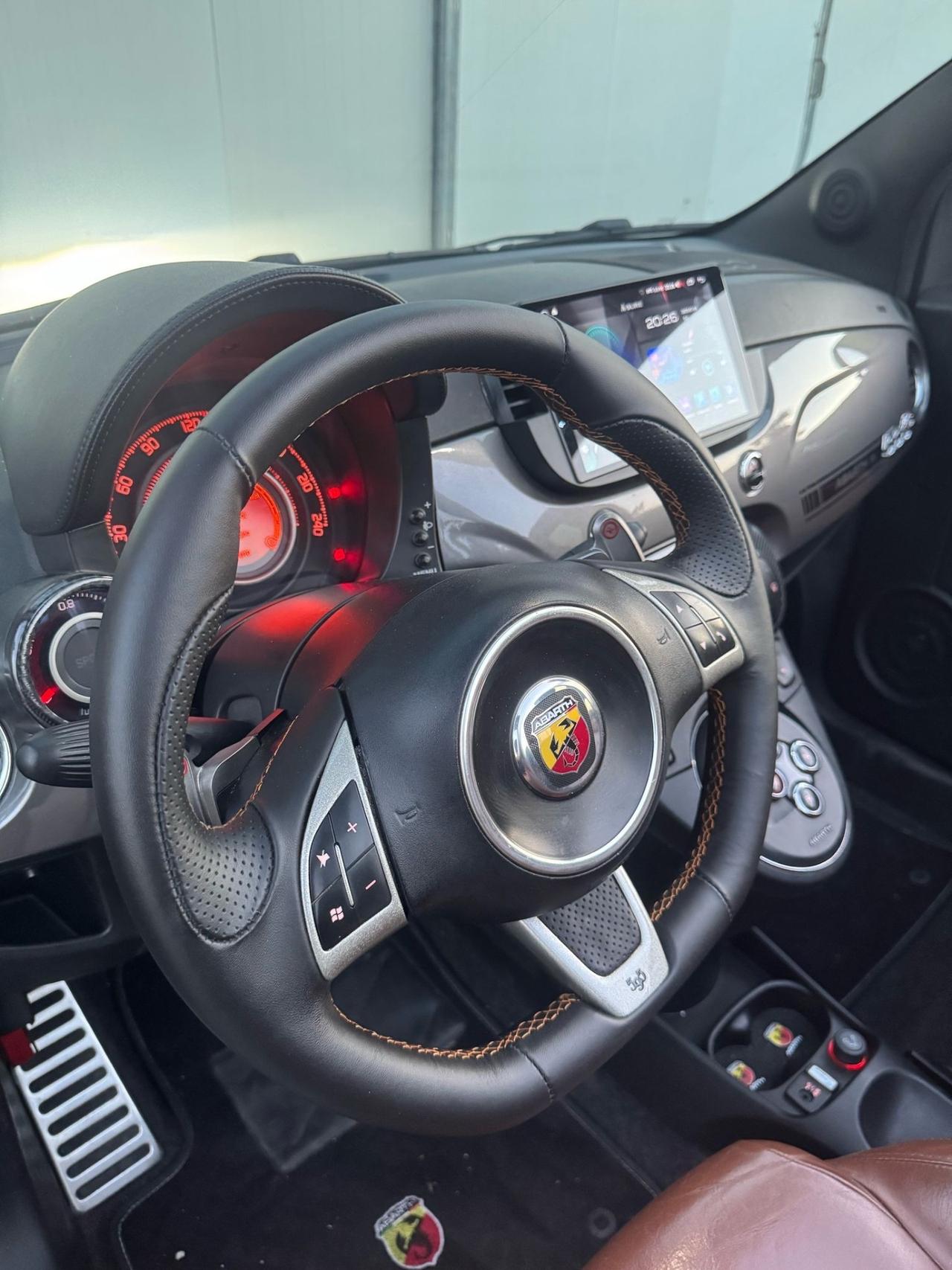 Abarth 500 C 1.4 Turbo T-Jet