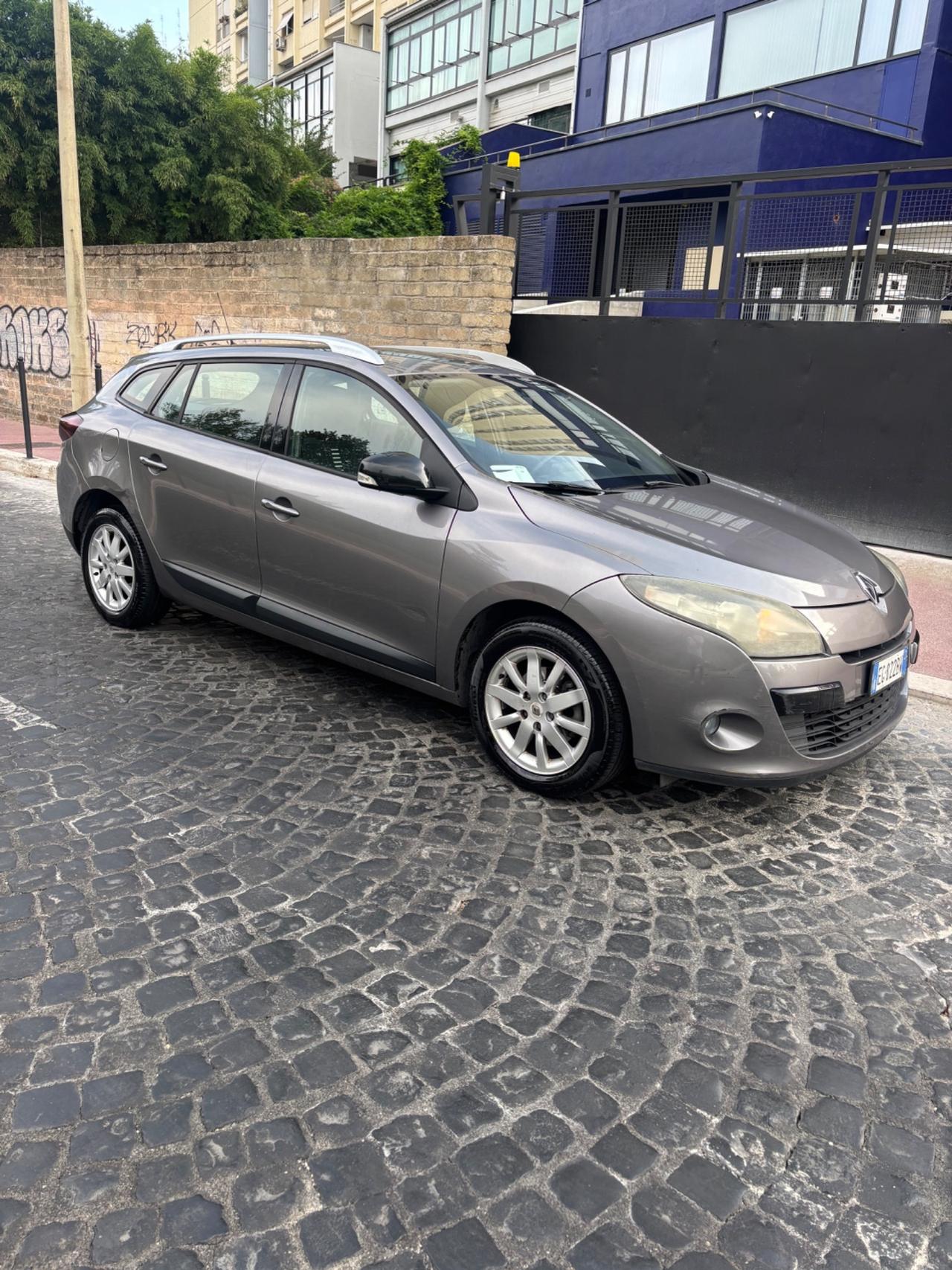 Renault Megane Mégane 1.5 dCi 110CV SporTour Attractive