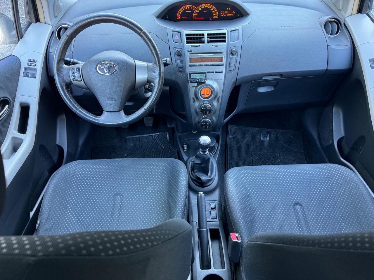 Toyota Yaris 1.3 5 porte M-MT Sol