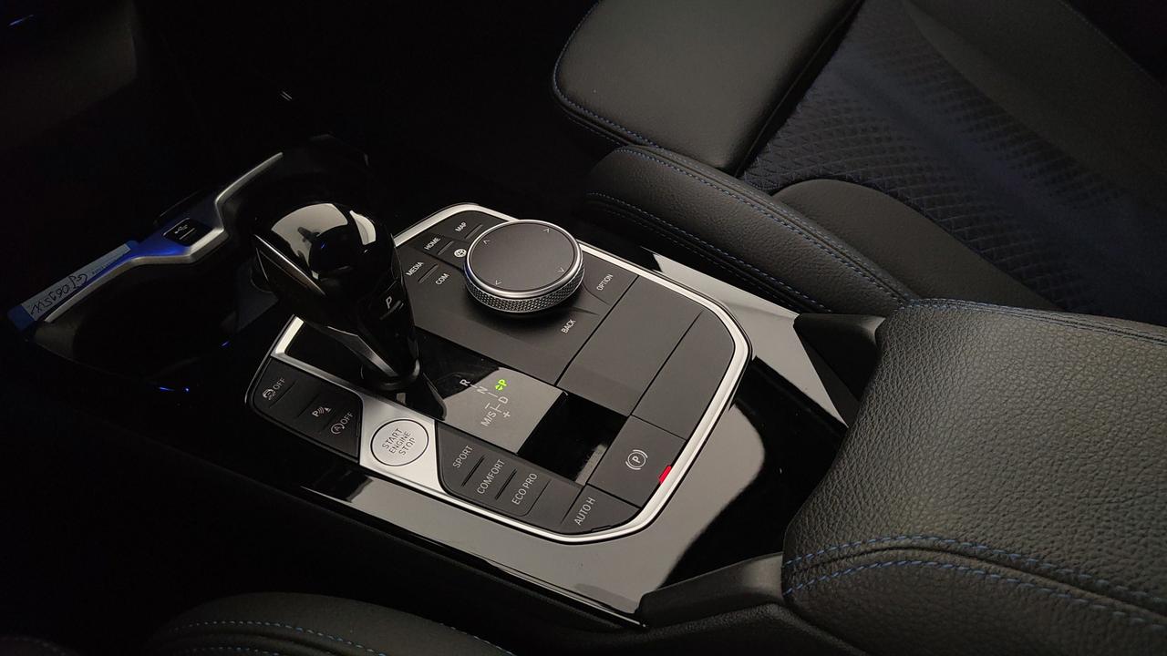 BMW Serie 1 F40 - 116d Msport auto