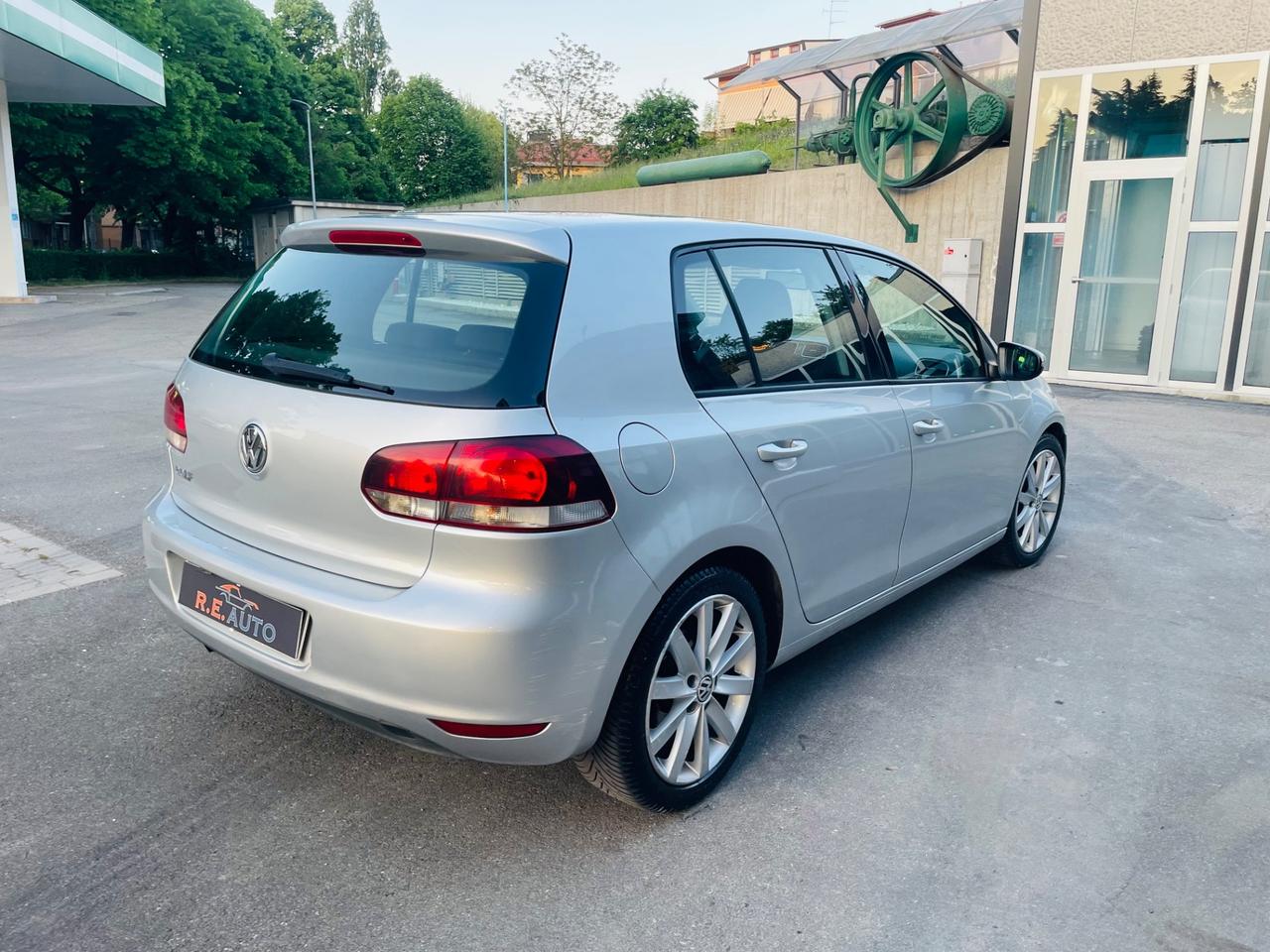 Volkswagen Golf 1.6 TDI DPF 5p. Highline