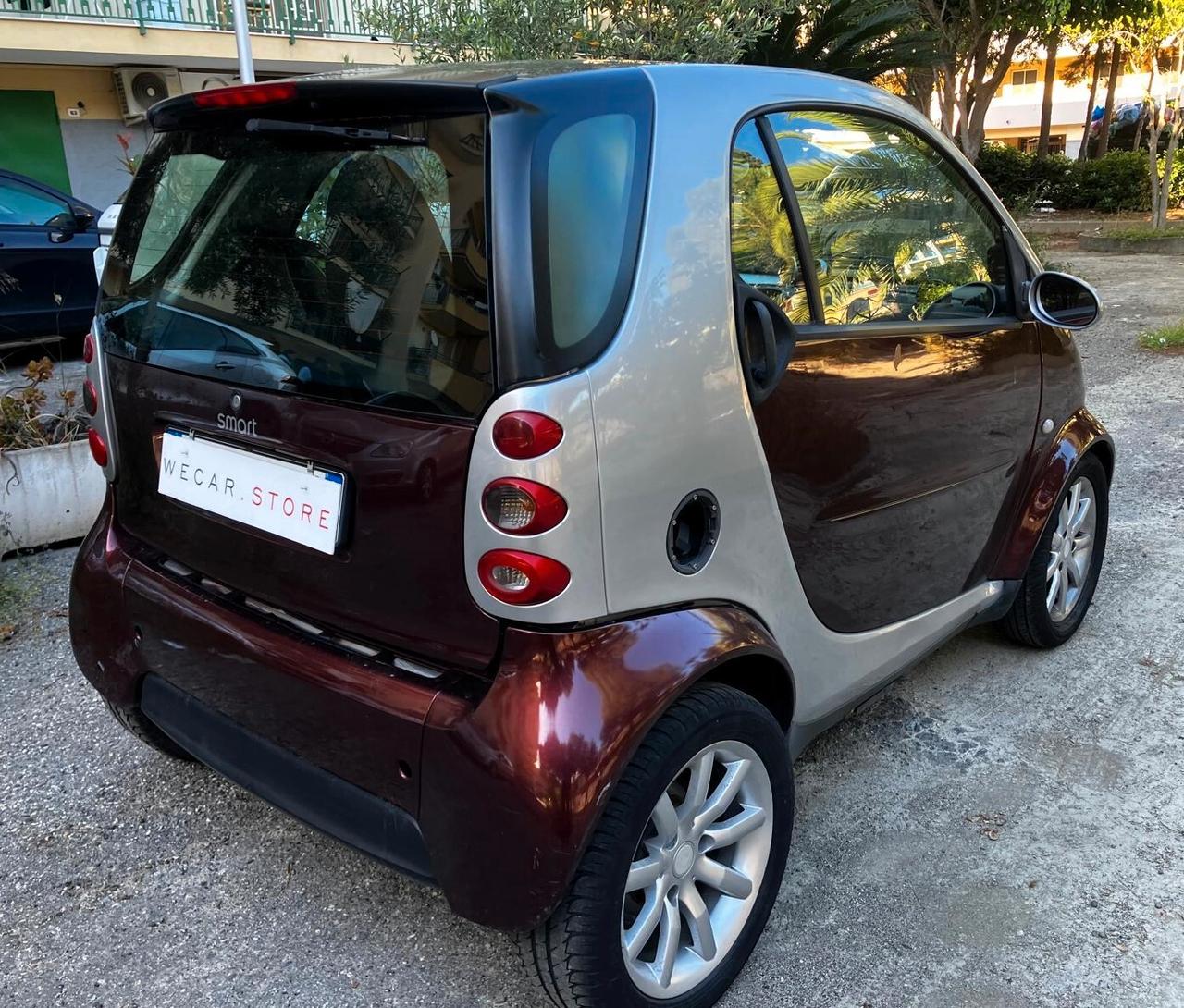 Smart ForTwo 60 1.0 Black Passion
