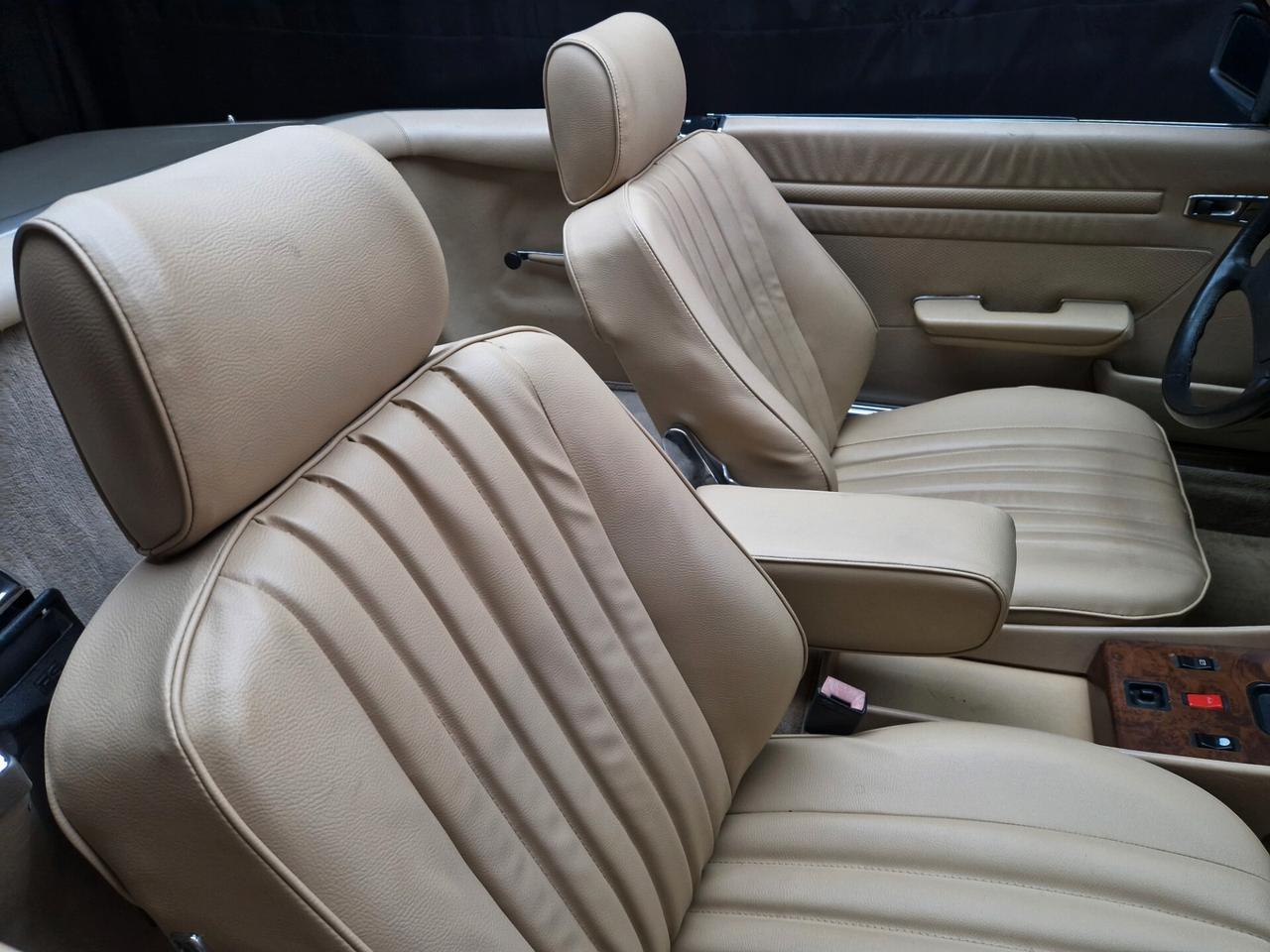 Mercedes-benz SL 560 anno 1987 certificata ASI con CRS