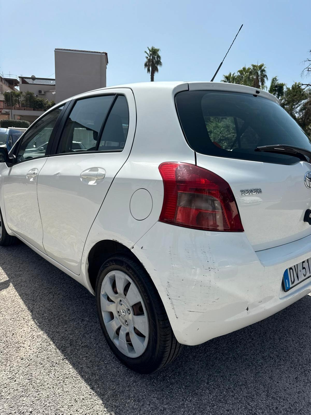 Toyota Yaris 1.0 5 porte 69CV - UNICO PROPRIETARIO