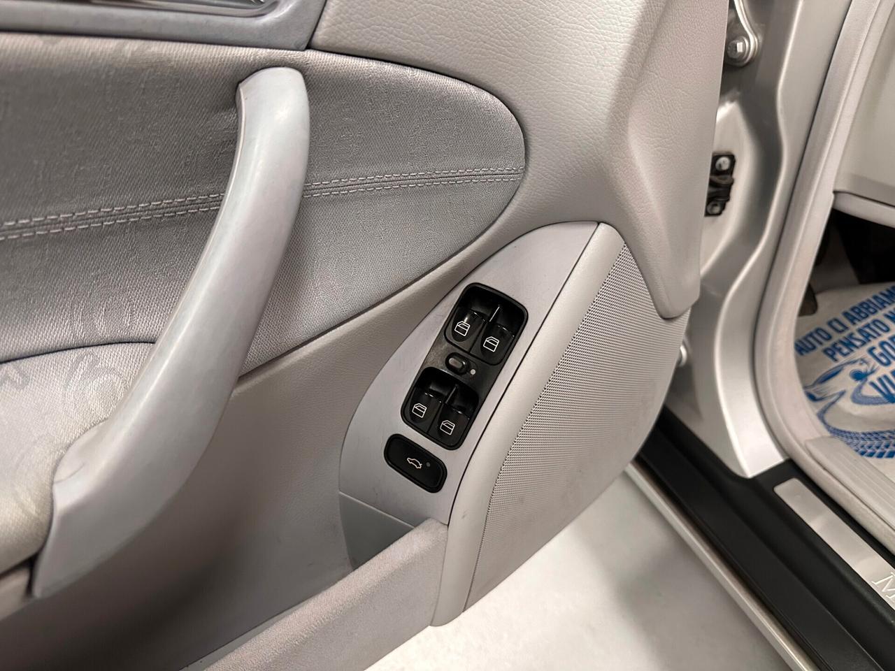 MERCEDES C 180 BENZINA BERLINA (75000 MILA KM )