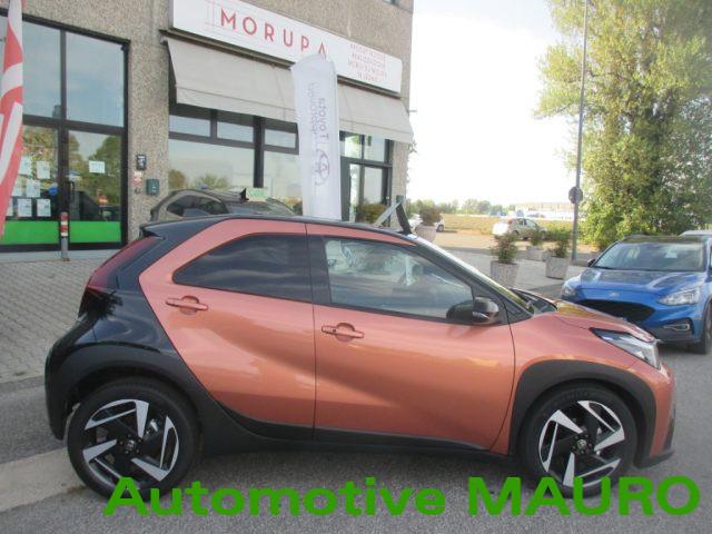 TOYOTA Aygo X 1.5 Hybrid 115 CV 5 porte Premium - NEOPATENTATI