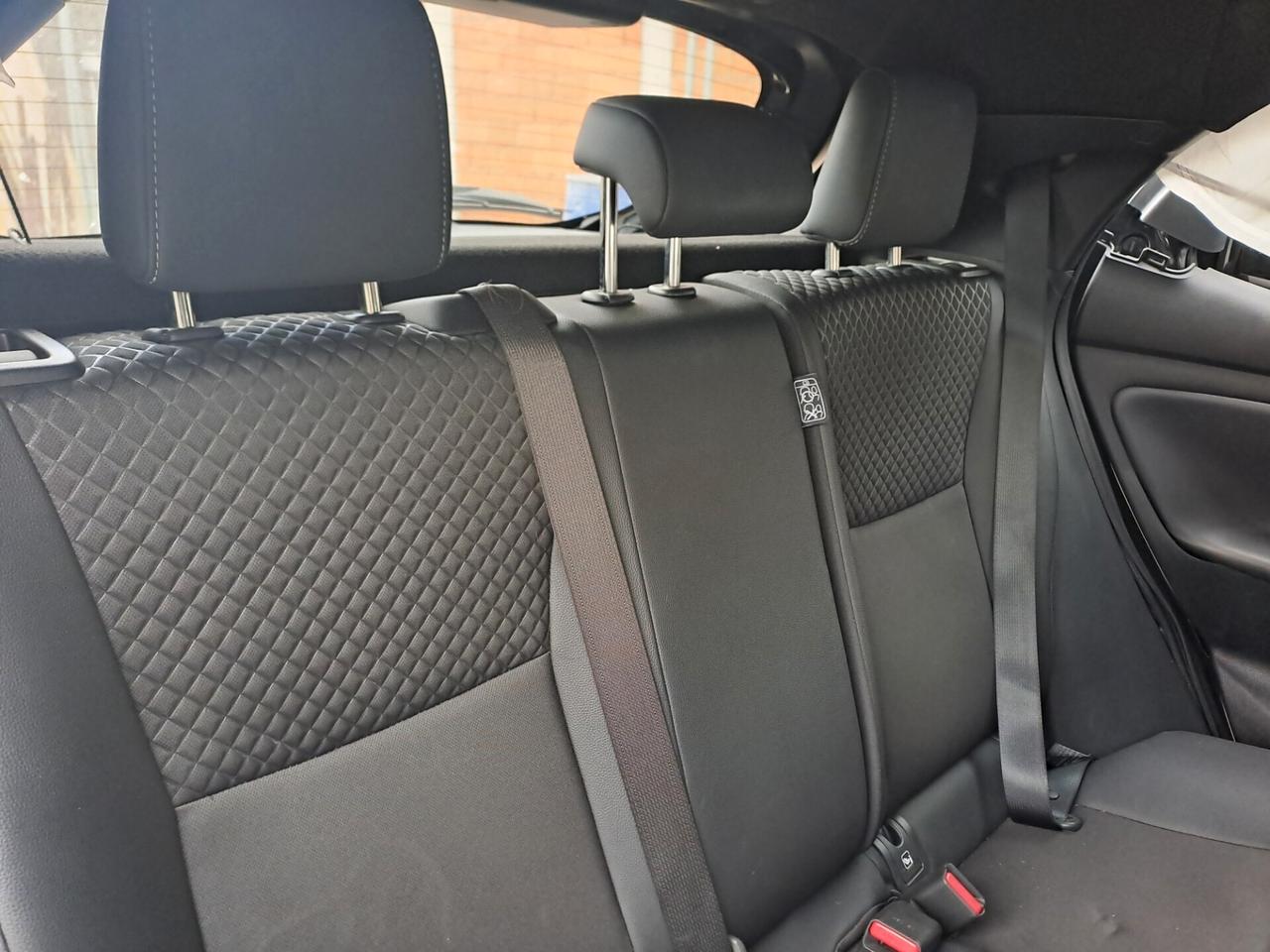 TOYOTA YARIS 1.5 HYBRID *SINISTRATA* GARANZIA 2027