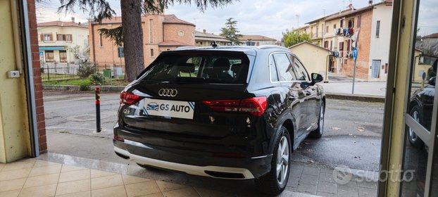 Audi Q3 35 2.0 TDI Business Advanced S-Tronic