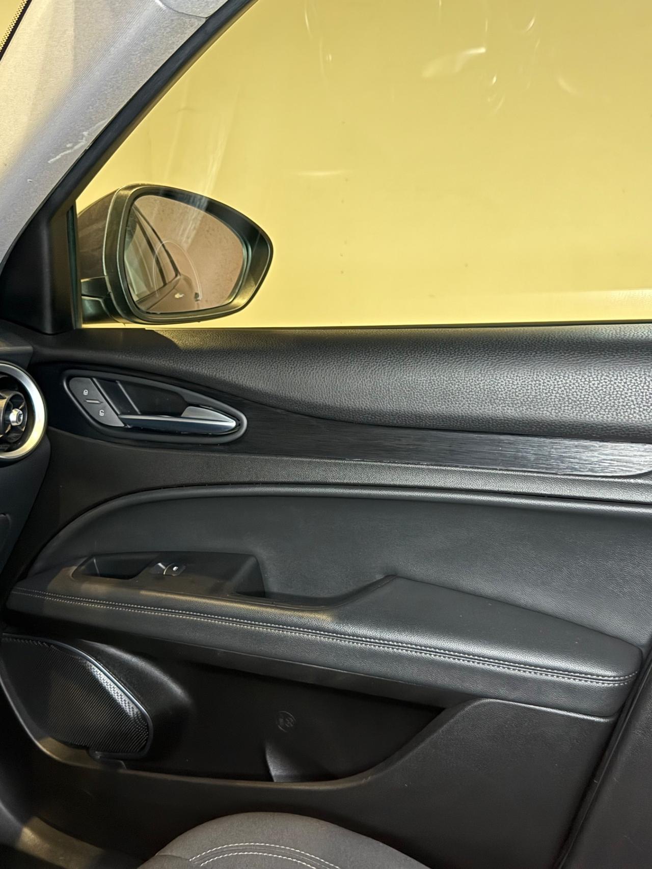 Alfa Romeo Stelvio 2.2 Turbodiesel 190 CV AT8 Q4 Business