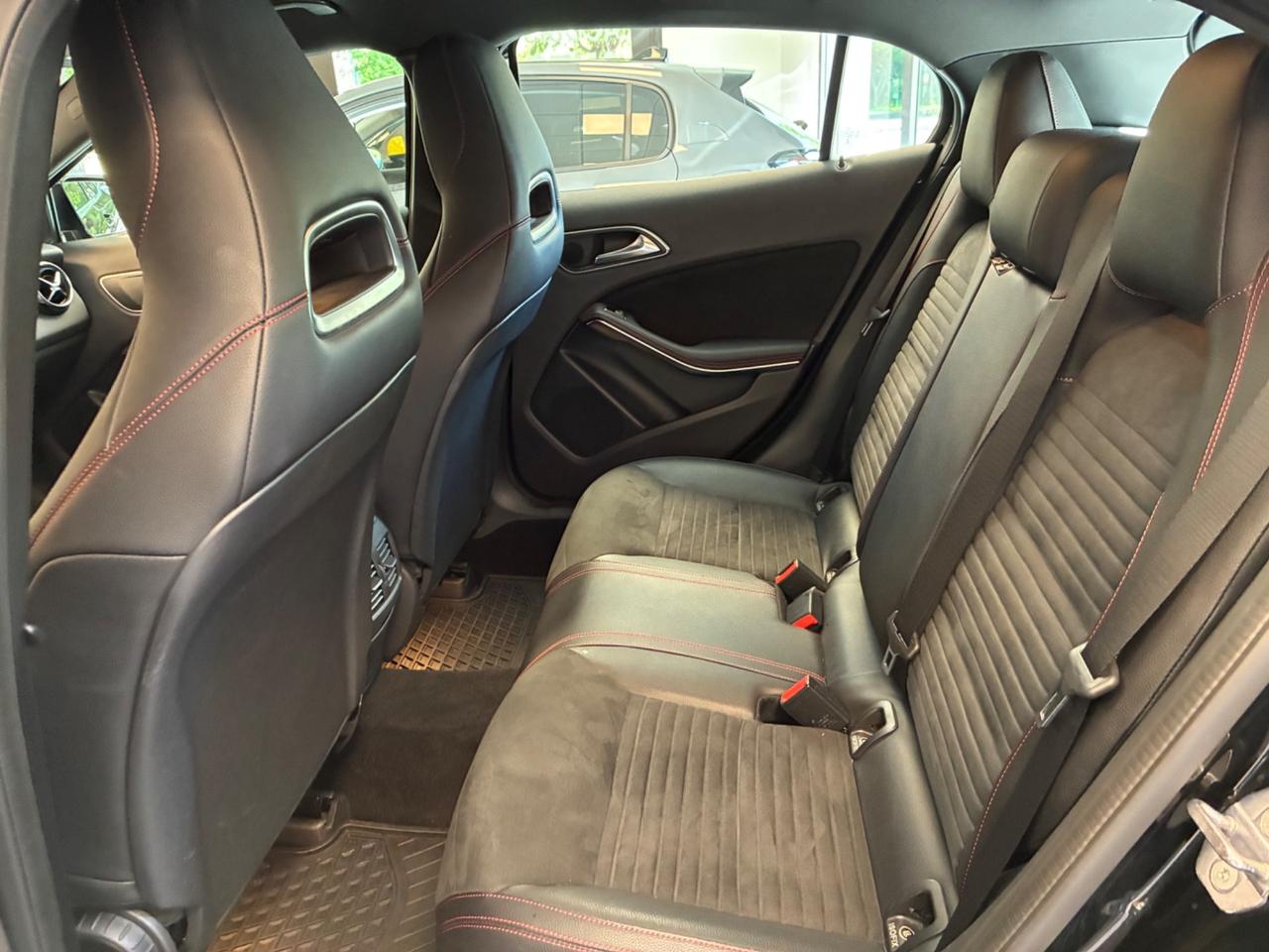 Mercedes-benz GLA 200 d Automatic Premium