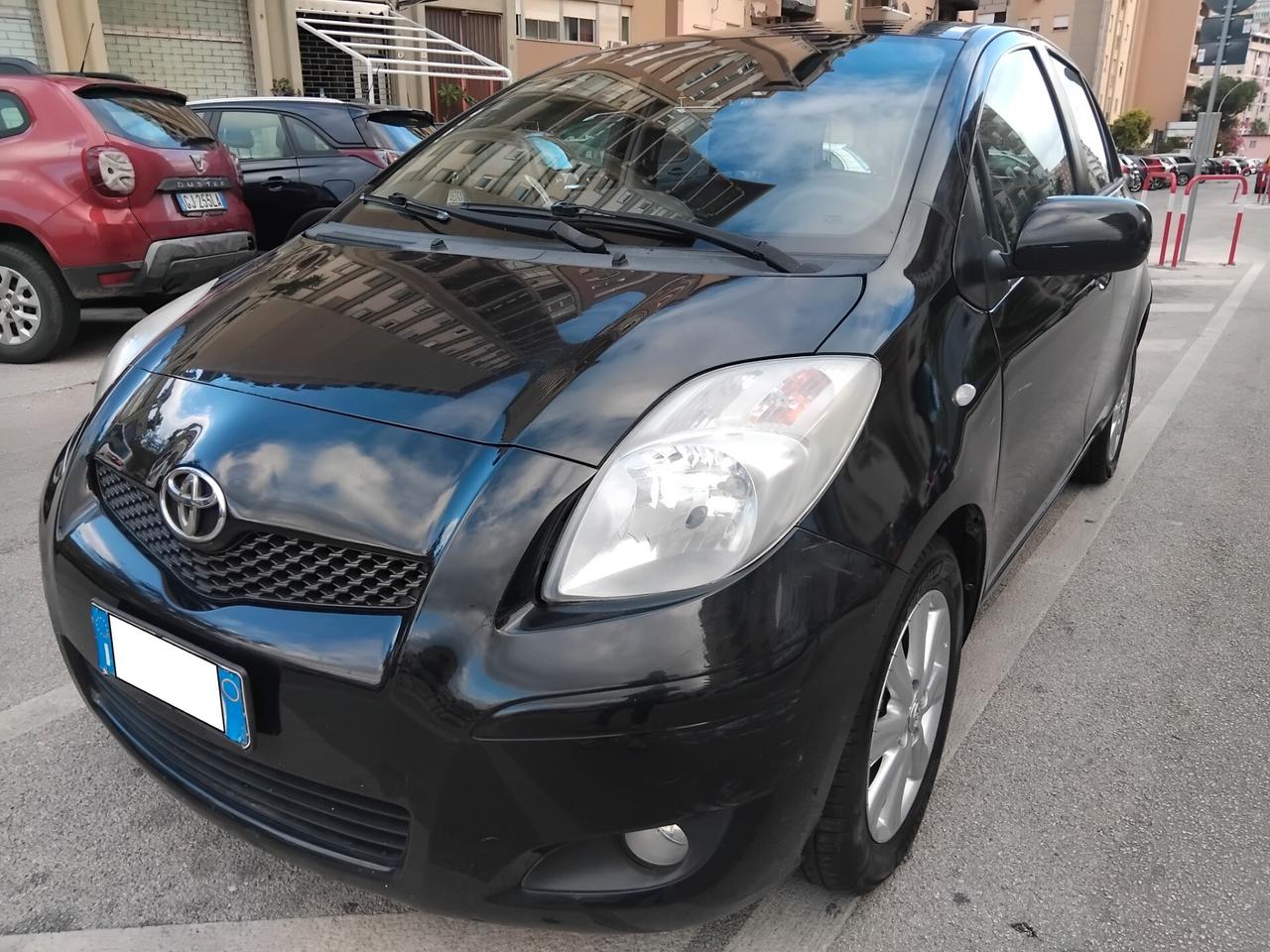 TOYOTA YARIS 1.3 SOL CLIMA RADIO