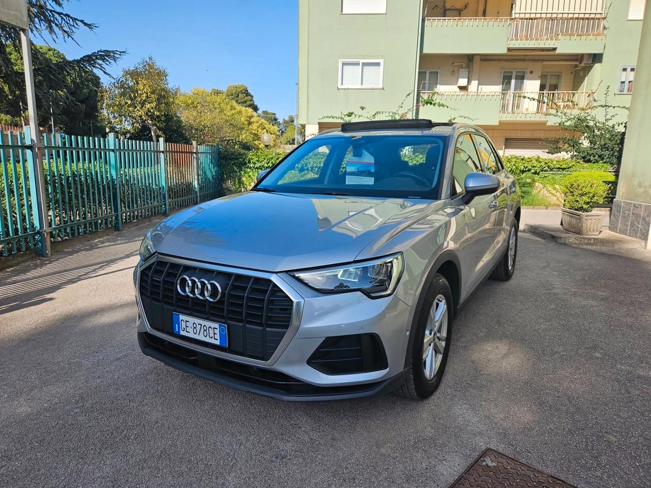 Audi Q3 35 TDI S tronic Business Advanced