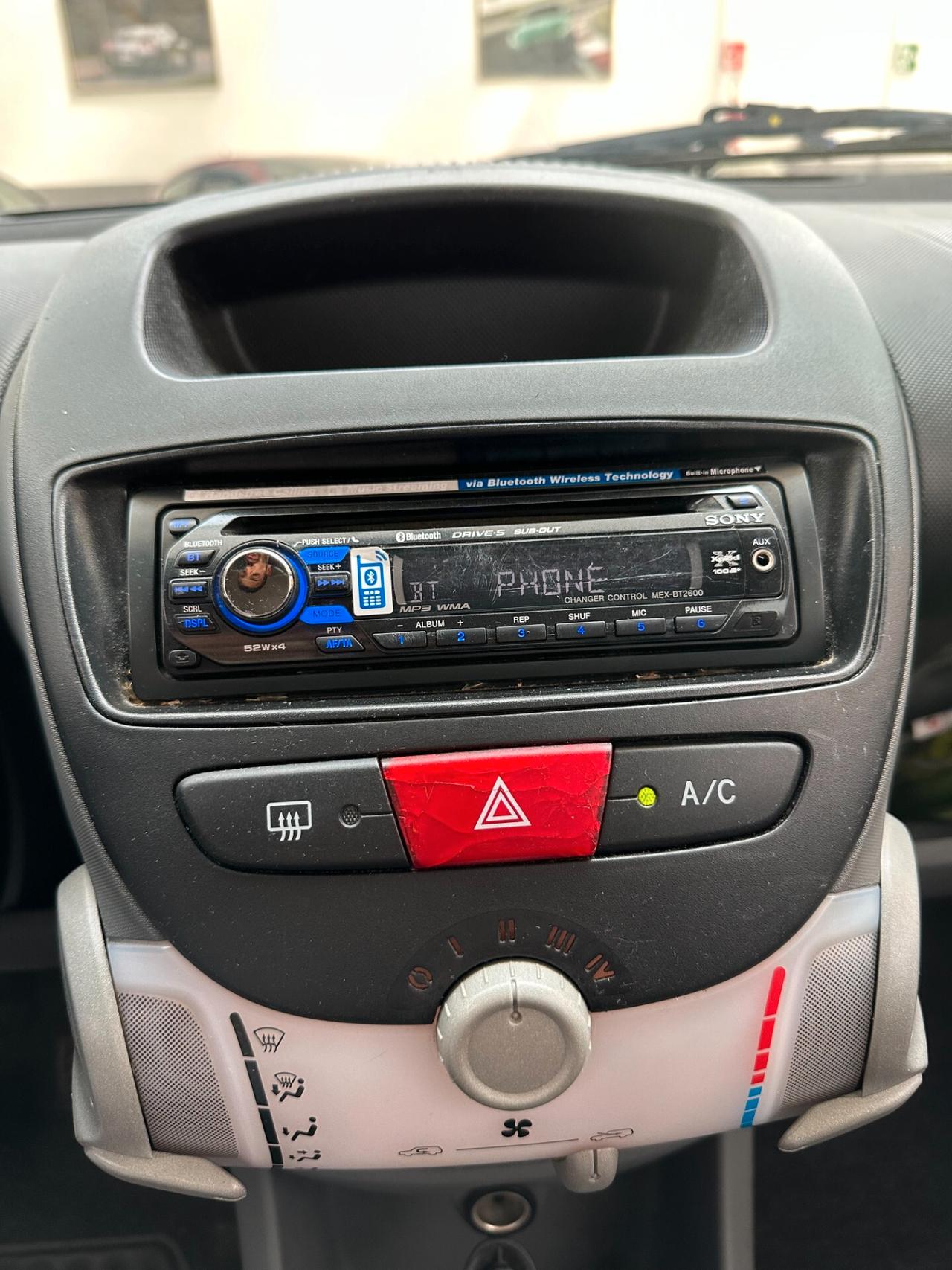 Peugeot 107 1.0 Benz, Uni Propri, si neopatent, Euro 4.