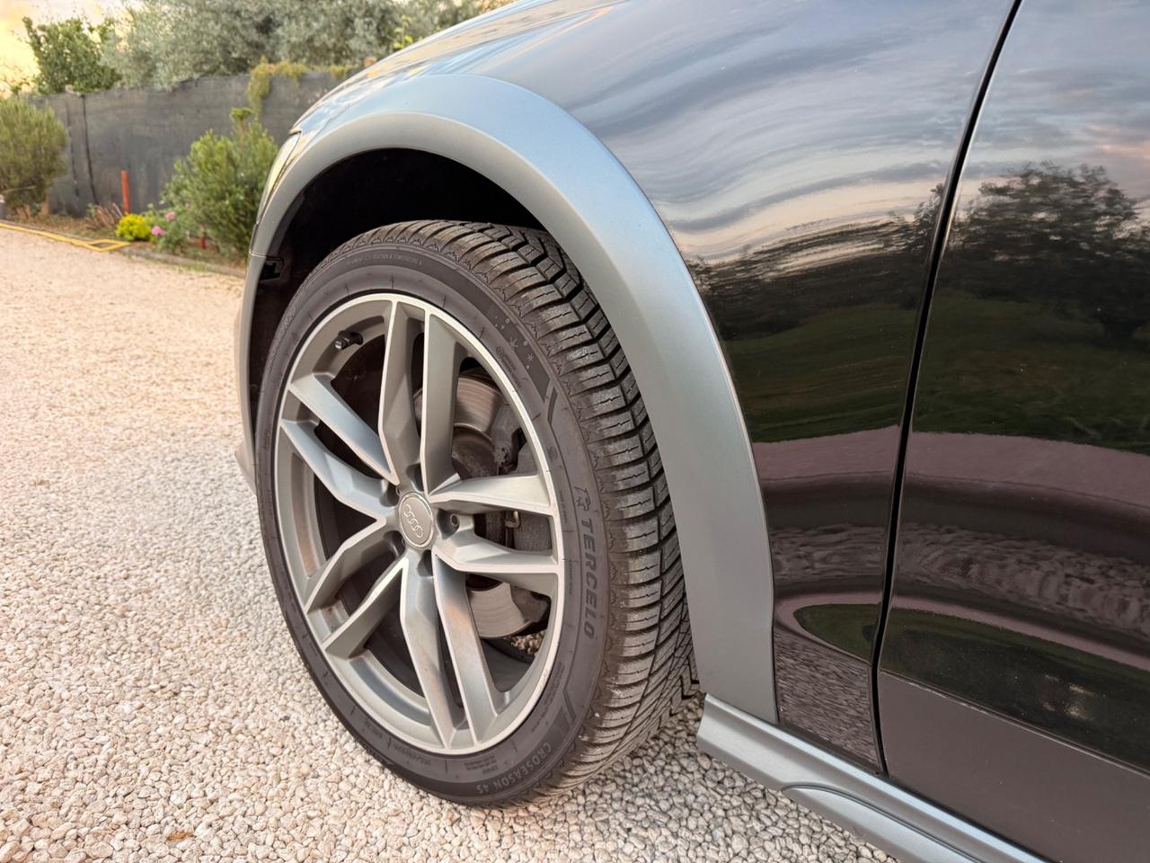 Audi A6 allroad 3.0 TDI 218 CV S tronic Business Plus