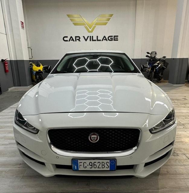 Jaguar XE 2.0 D 180 CV AWD aut. R-Sport