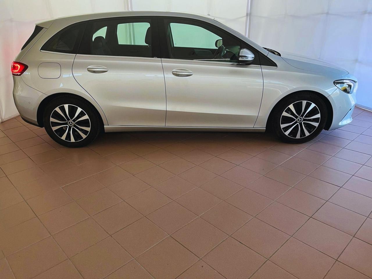 Mercedes-benz B 180 d Automatic Business Extra