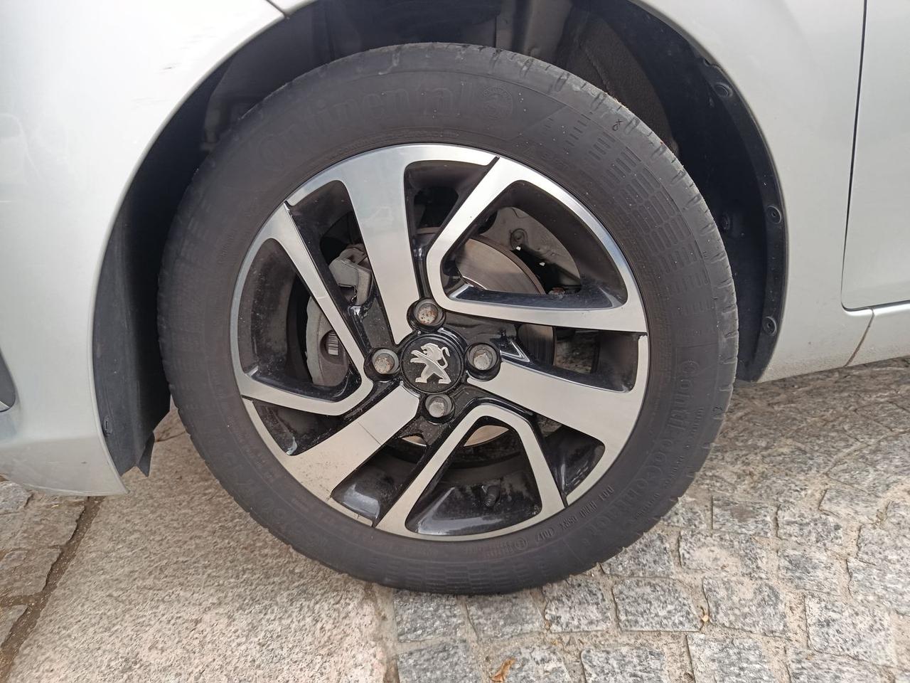 Peugeot 108 Access 1.0 VTI 68 #10861