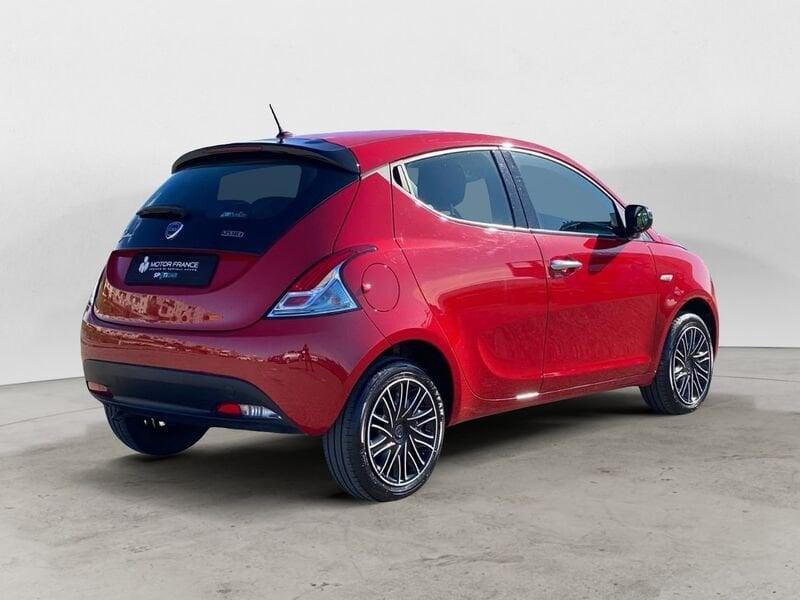 Lancia Ypsilon III 2021 1.0 firefly hybrid Silver Plus s&s 70cv