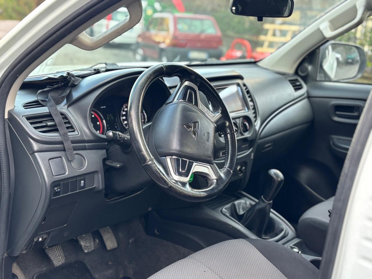 Mitsubishi L200 2.3 D Double Cab 4x4 Super Select Intense