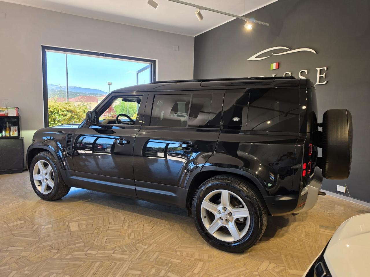 Land Rover Defender VII 110 3.0d i6 mhev SE awd 200cv