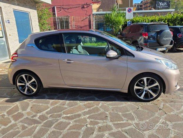 PEUGEOT 208 1.6 8V e-HDi 115 CV 3p. Allure FULL