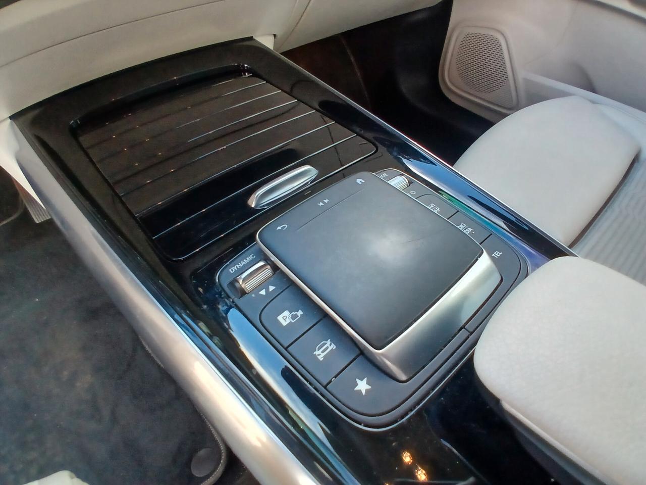 Mercedes-benz GLA 200d automatic Premium