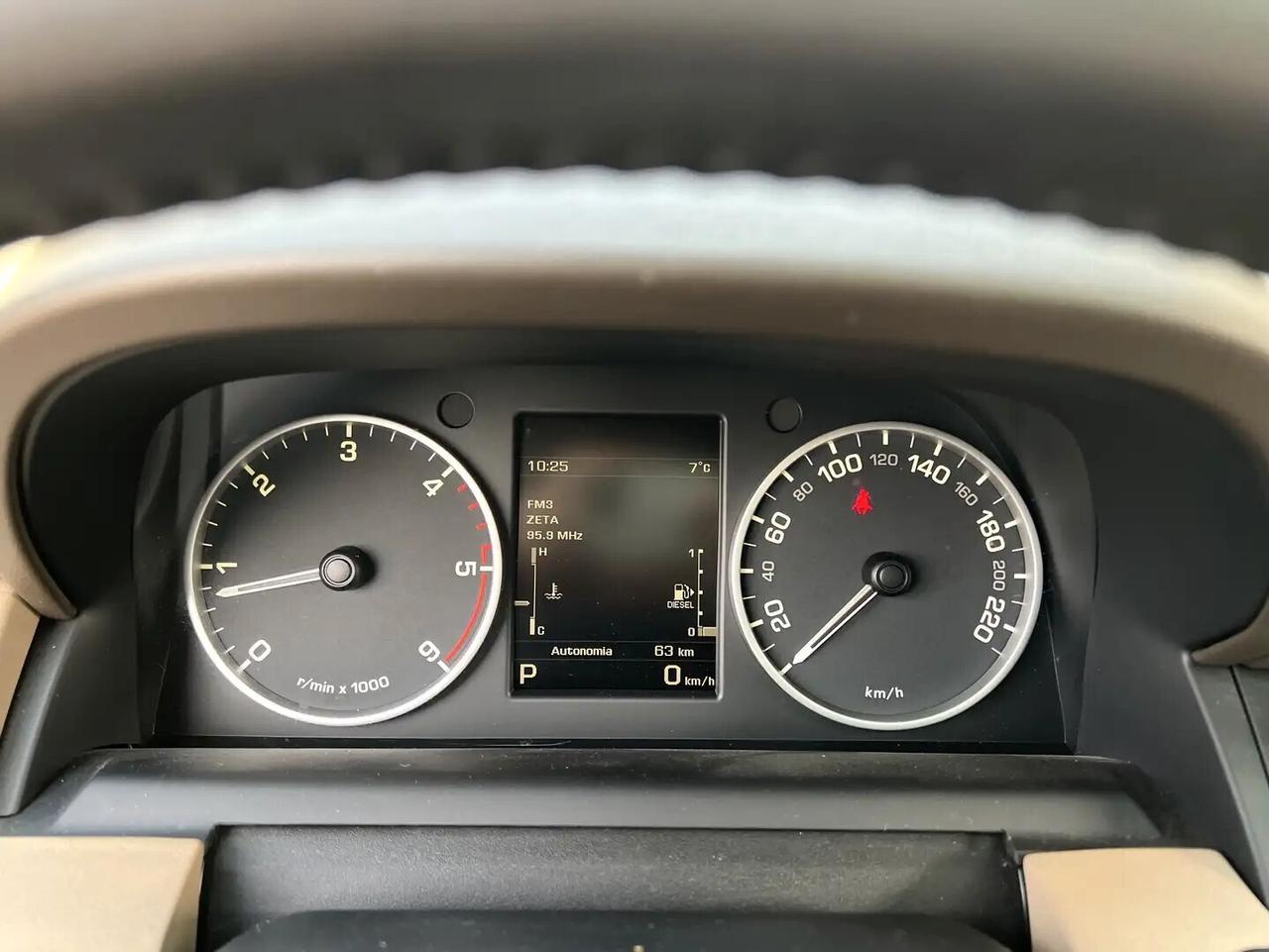 Land Rover Discovery 4 3.0 TDV6 211CV HSE