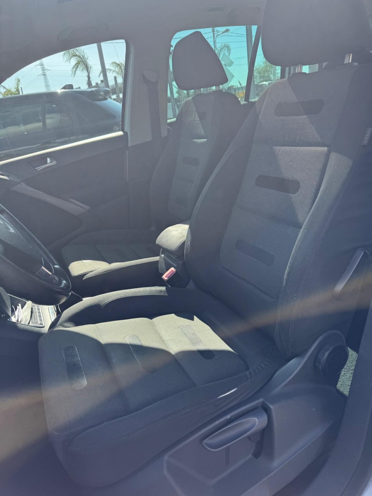 Volkswagen Tiguan 2.0 TDI DPF 4MOTION Sport & Style