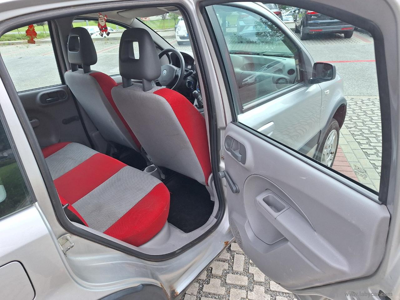 FIAT Panda 1.3 MJT 16V 4x4 Climbing