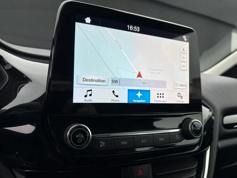 Ford Fiesta 5 Porte 5p 1.1 BENZ 85 CV Titanium OK NEOPATENTATI