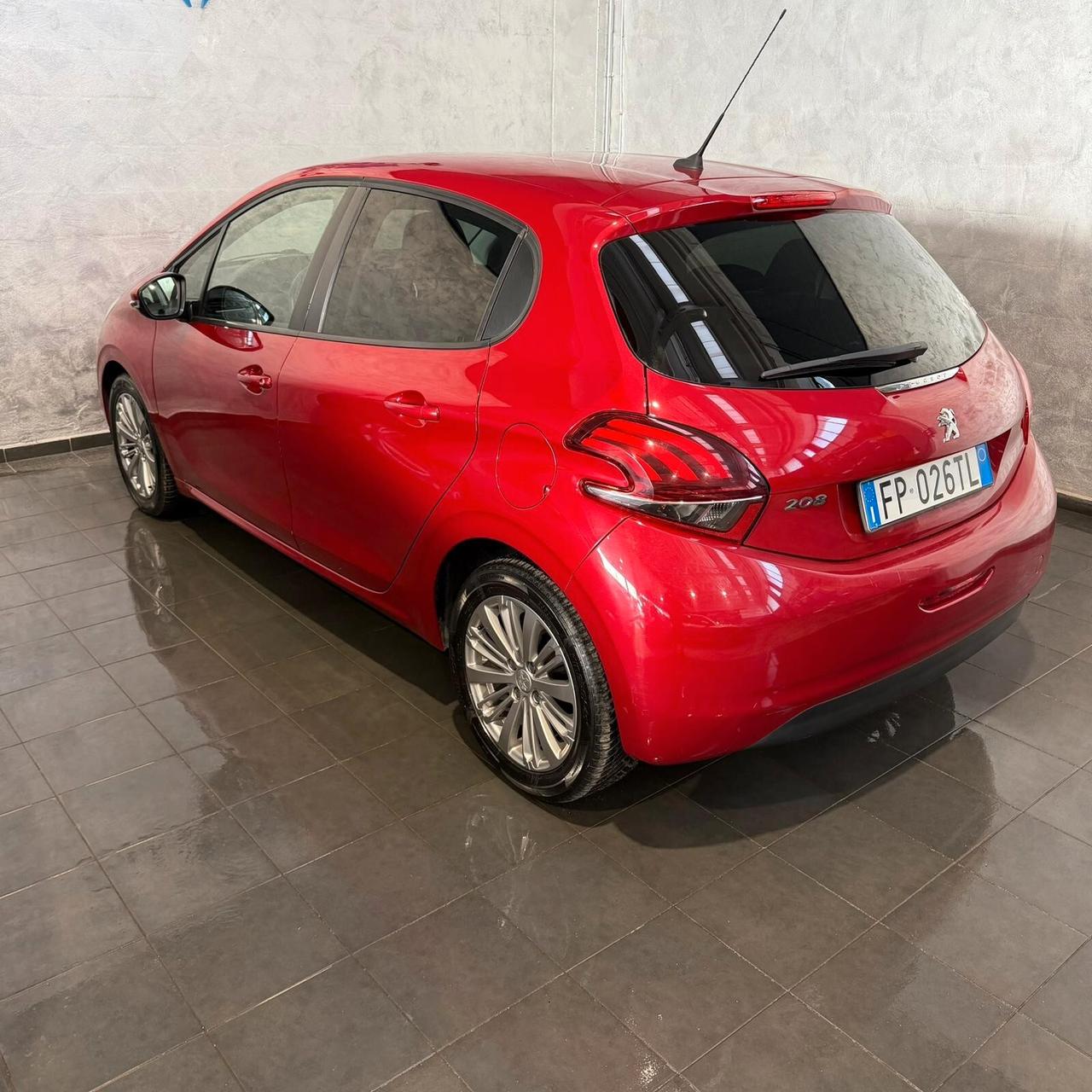 Peugeot 208 1.6 HDI ALLURE NEOPATENTATI