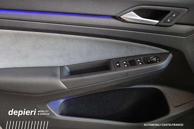 Volkswagen Golf R 2.0 TSI R DSG 4Motion Akrapovic