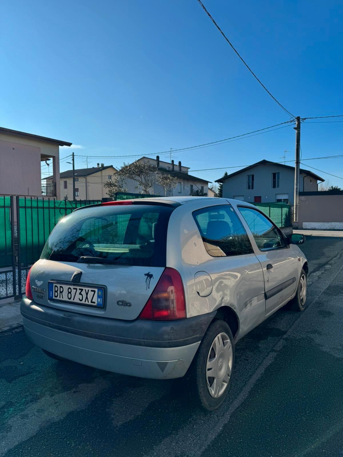 Renault Clio 1.2 OK NEOPATENTATI