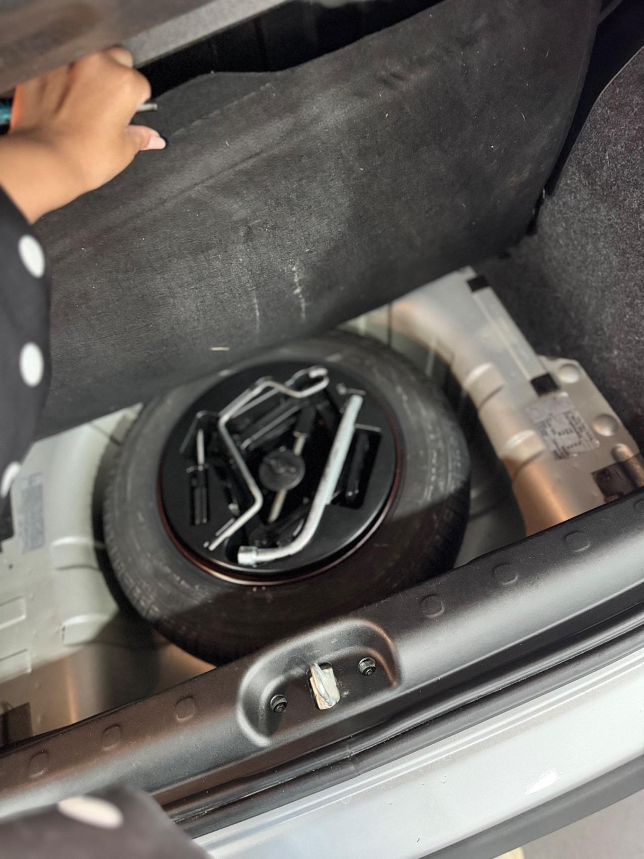 FIAT PANDA LOUNGE 1.2 BENZINA